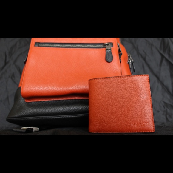 Coach Backpack and matching Wallet - Picture 4 of 8